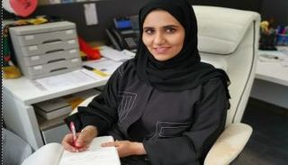 الشاعرة شهد العبدولي تخصصت في دراسة علم الجرافولوجي