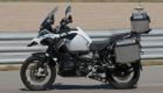 بالفيديو.. BMW تعرض دراجتها النارية الذاتية في "CES للتكنولوجيا"