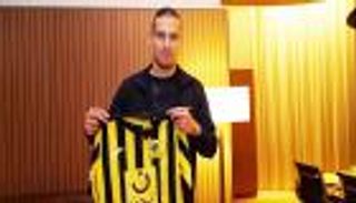 اتحاد جدة يتعاقد مع المهاجم الصربي بريجوفيتش