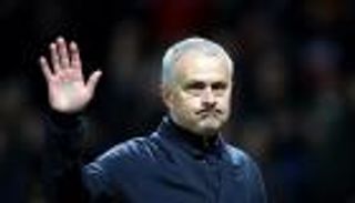 مانشستر يونايتد يطلق سراح مورينيو