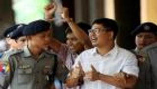 رفض طعن صحفيي "رويترز" على حكم سجنهما 7 سنوات في ميانمار