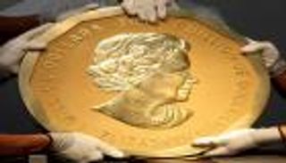 بالصور.. محاكمة 4 متهمين بسرقة عملة ذهبية ضخمة من متحف في برلين