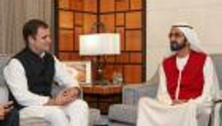 محمد بن راشد يستقبل راهول غاندي في دبي