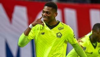 نيكولاس بيبي لاعب ليل