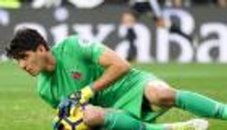 المغربي بونو يؤكد تجديد عقده مع جيرونا