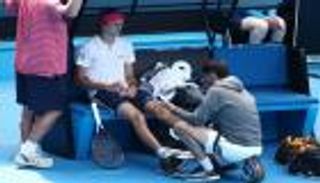 الإصابة لن تمنع زفيريف من الاستعداد لبطولة أستراليا المفتوحة