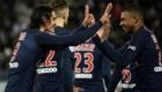 سان جيرمان يفوز على أميان بثلاثية 