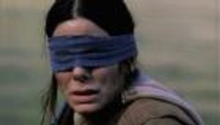 بيرد بوكس يكشف مفاجأة.. ساندرا بولوك تغمض عينيها من الخوف منذ سنوات