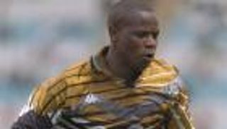 وفاة محرز هدف تأهل جنوب أفريقيا لأول مونديال