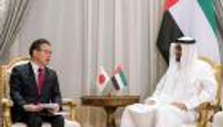 محمد بن زايد يبحث مع وزير الاقتصاد الياباني آفاق التعاون بين البلدين
