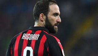 جونزالو هيجوايين 