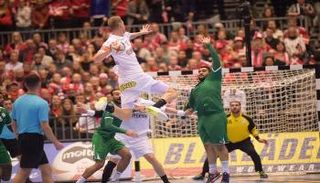 الدنمارك والسعودية  