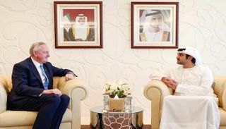 الشيخ مكتوم بن محمد يستقبل عمدة الحي المالي في لندن