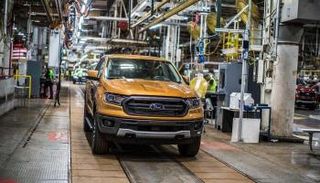 أحد مصانع شركة فورد بالولايات المتحدة