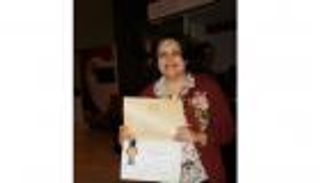 طبيبة مصرية توقف قطارا لإنقاذ رضيع