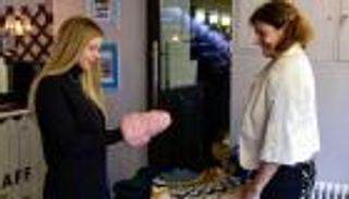 روسيات متقاعدات يقتحمن عالم التكنولوجيا لتسويق إنتاجهنّ