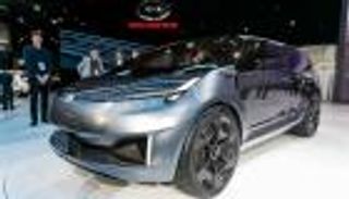 بالصور.. سيارة كهربائية 7 راكب بلمسة مستقبلية من GAC الصينية