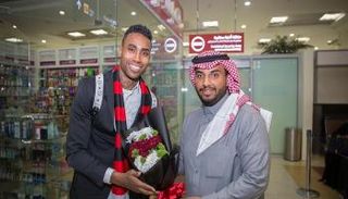 الوافد الجديد دي سانتوس روبينلسون 