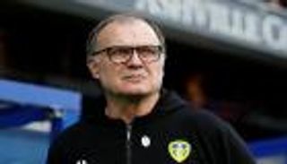 تقرير.. صراحة بيلسا المفرطة تهدد حلم ليدز يونايتد بالبريمييرليج