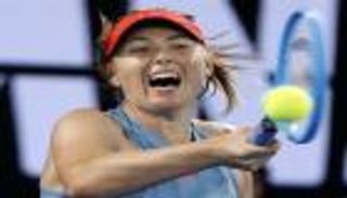 شارابوفا تقصي حاملة لقب بطولة أستراليا 