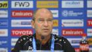 مدرب عمان يتطلع لكتابة تاريخ جديد في كأس آسيا