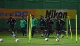 "الأخضر" يبدأ تحضيراته لليابان من الشارقة