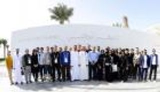 بالصور.. الوفود الإعلامية لكأس آسيا تزور اللوفر أبوظبي وواحة الكرامة