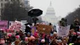 بالصور.. "مسيرة النساء" الأمريكية تجوب مئات المدن تنديدا بسياسات ترامب