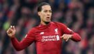 فان ديك يكشف دور أساطير ليفربول في تألق الفريق