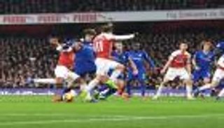 أرسنال يسقط تشيلسي بثنائية 