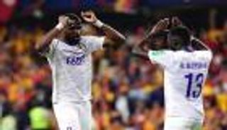 بني ياس ينفي تعاقده مع لاعب العين