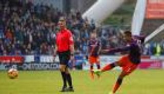 دانيلو يقود سيتي إلى مئويته الأولى في الموسم