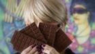 ضبط عصابة مسلحة لسرقة الشوكولاتة في مصر 