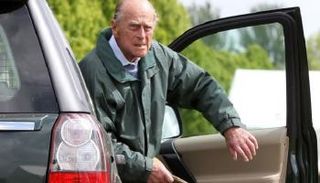 الأمير فيليب تعرض لحادث سيارة منذ أيام