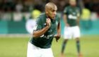 الخزري يطيح بنجم الجزائر من عرش أفضل "العرب" في فرنسا