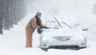 تحذيرات لسكان 10 ولايات أمريكية بعد عاصفة شتوية.. والأسوأ لم يأت بعد