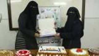 فلسطينيات يكسرن حصار غزة بالحلويات والفستق.. يقهرن الصعاب بالعمل