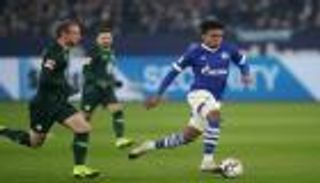 شالكة يتغلب على فولفسبورج بثنائية في الدوري الألماني