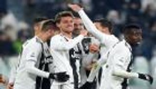 يوفنتوس يهزم فيرونا بثلاثية في الدوري الإيطالي