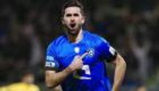 عمر خريبين.. بين موسم للتألق وآخر للاختفاء بسبب جوميز