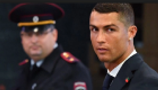 الحكم بسجن كريستيانو رونالدو مع إيقاف التنفيذ