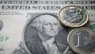 الدولار قرب ذروة 3 أسابيع واليورو يعاني