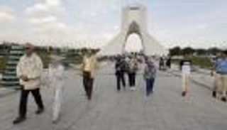 دويتشه فيله: إيران ليست بلدا آمنا لـ"مزدوجي الجنسية"