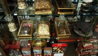 الطب التقليدي في تايوان يصارع الموت البطيء