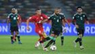 خليفة مبارك: أنتظر لقب كأس آسيا من لاعبي الإمارات