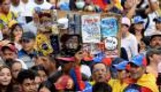 أزمة رئاسة فنزويلا.. لحظة بلحظة