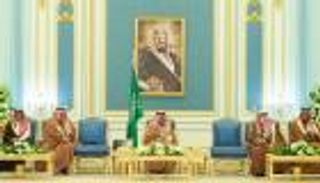 بالصور.. الملك سلمان يؤكد دور القطاع الخاص في تحقيق أهداف المملكة