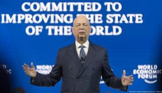 كلاوس شواب مؤسس المنتدى الاقتصادي العالمي