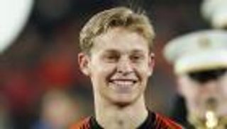 تقارير: لاعب أياكس ثالث صفقات برشلونة