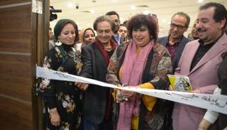 وزيرة الثقافة المصرية تفتتح 3 معارض تشكيلية بصرية وآخر كاريكاتير عالمي